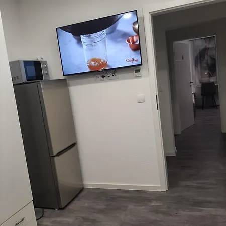 Five بيت شباب *